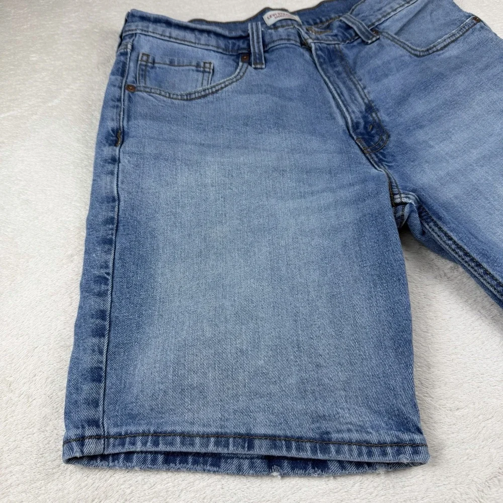 Levi Strauss Signature Medium Wash Denim Jean Shorts Size‎ 32